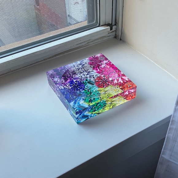 Gorgeous New Ashley Longshore Acrylic Trinket Tray Colorful Gems  6" Square - Picture 6 of 6